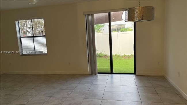 Photo - 10348 W 33rd Ln