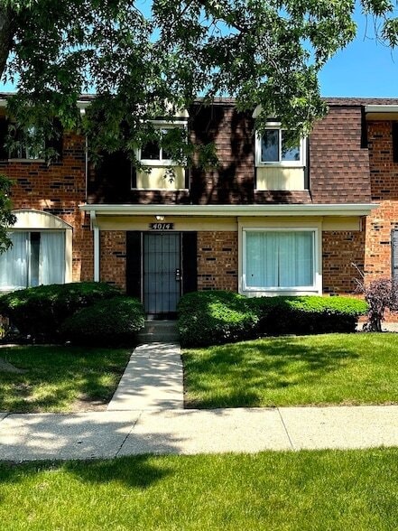 Building Photo - 4014 Euclid Ln