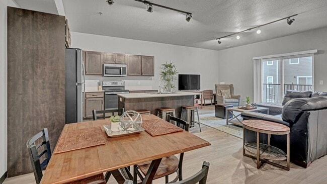 Photo - Pinnacle Villages - Waverly