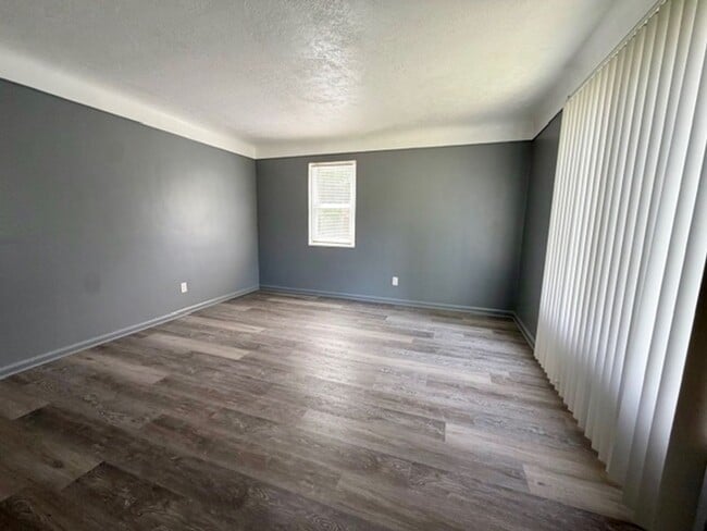 Photo - Beautiful 3 Bedroom 1 Bath Home For Lease