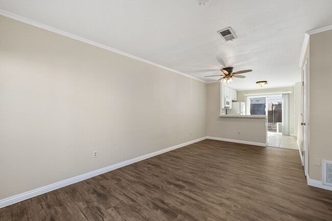 Photo - PEAC87 Unit -