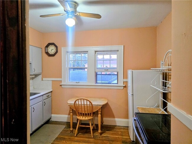 Building Photo - 17515 Libby Rd