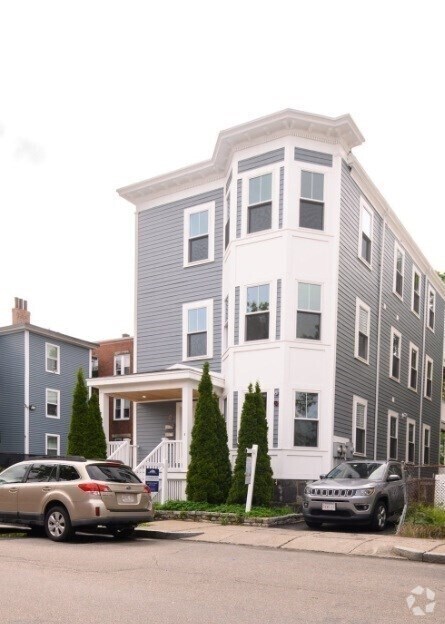 Building Photo - 8 Brookside Ave Unit 2 Rental