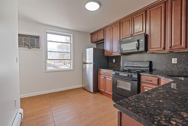 Photo - 337 Summit Ave Unit 2