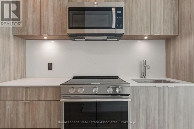 Photo - 25 Cordova Ave Unité 512