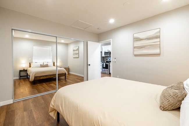 Photo - 4349 Oxford St Unidad SI ID1496400P