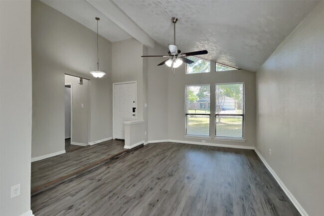 Photo - 10439 Lazy Meadows Dr