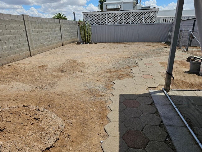 Photo - 18217 N 2nd Pl