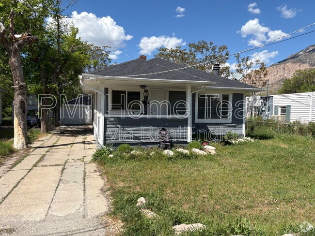 Building Photo - 526 6th St Rental