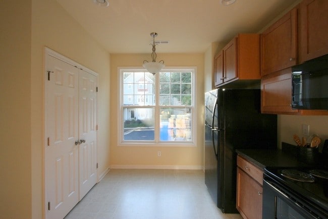 Photo - 2456 N Berkshire Rd