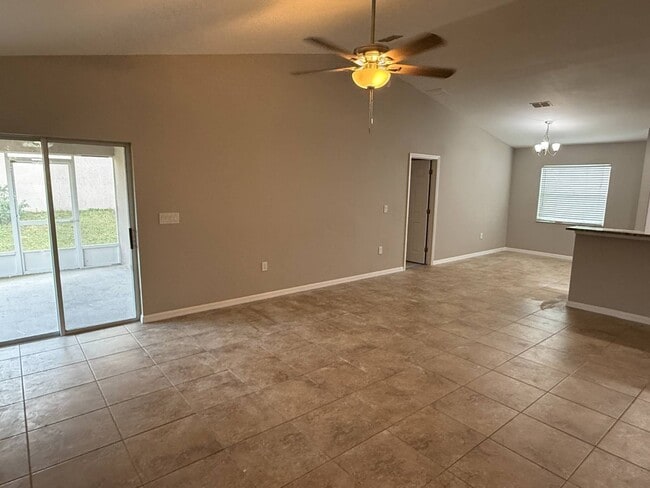 Photo - 4819 Summerfield Cir