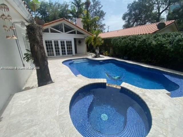 Photo - 2195 Secoffee St