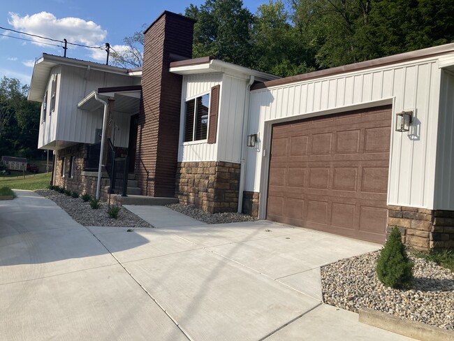 Photo - 120 Glendale Rd