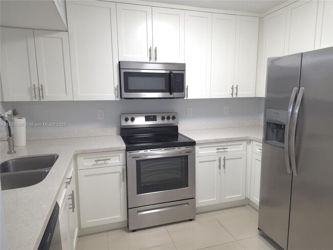 Building Photo - 1120 NW 124 Pl Rental