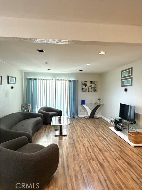 5460 White Oak Ave Unit G113