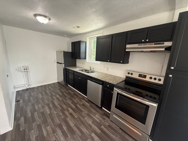Photo - Recently Remodeled 2 bedroom 1 bathroom home