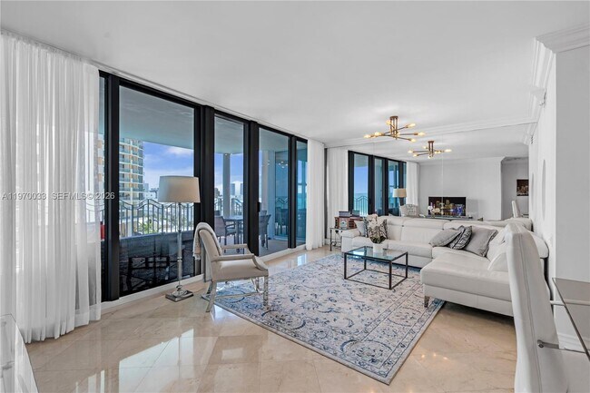 1500 Ocean Dr Unit 704