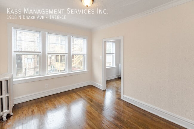Photo - 1918 N Drake Ave Unidad 1918-1E