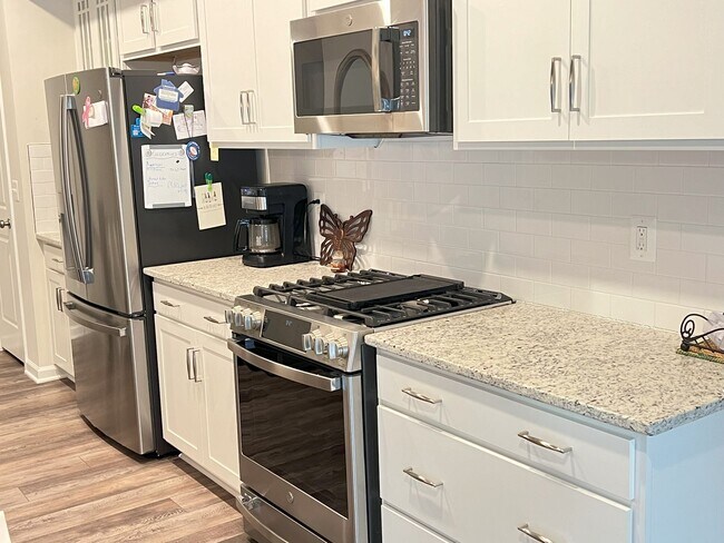 Photo - 1323 Rail Stop Dr