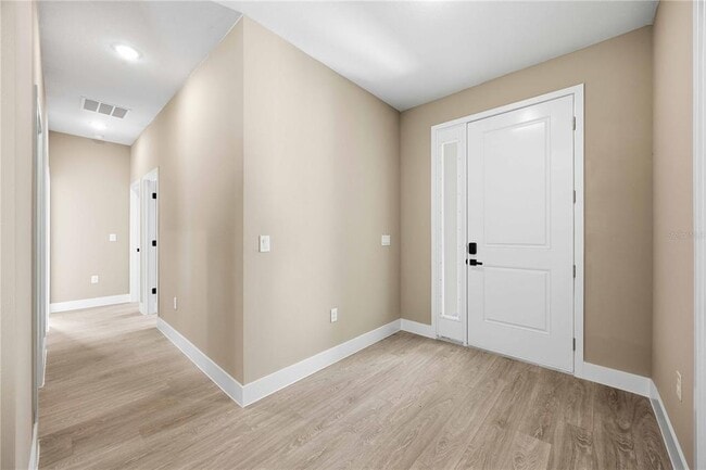 Photo - 2108 River Hawk Lp