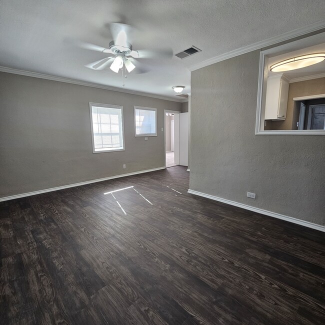 Photo - 10121 Kilarney Dr