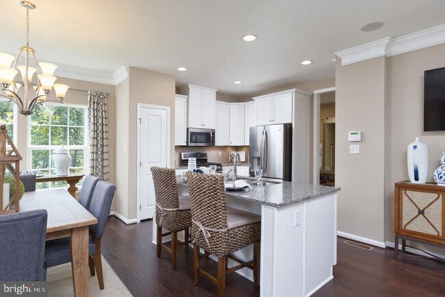 Photo - 313 Piper Ln