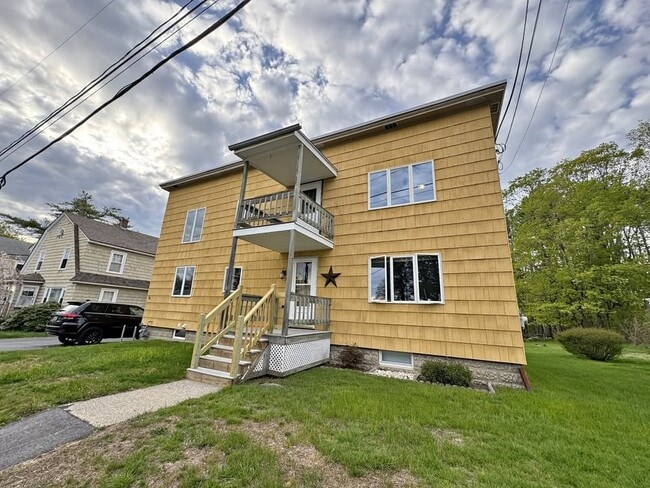 Photo - 56 Laurier St