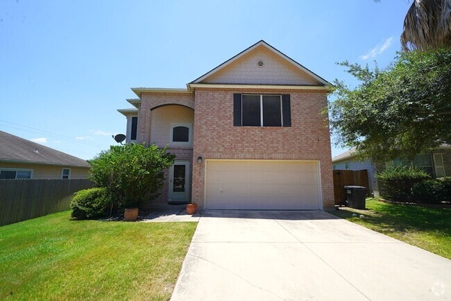 Building Photo - Lovely Cul-De-Sac Home in Schertz/Cibolo N...