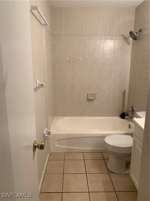 Photo - 4901 Victoria Dr Unit 205