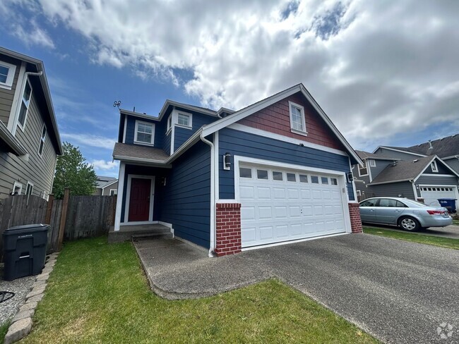 Building Photo - Beautiful 3 bedroom, 2.5 bath House in Puy...