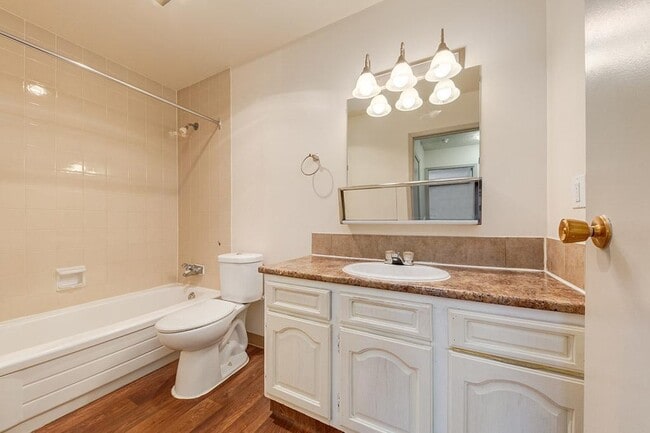 Photo - Glenmore Estates