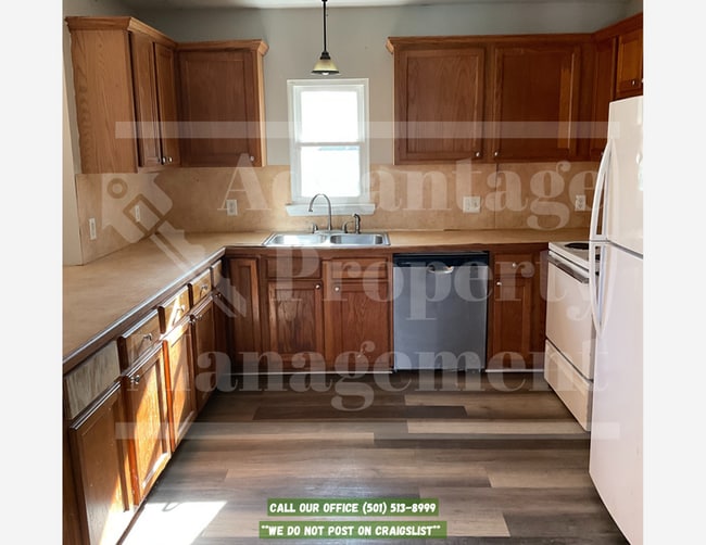 Photo - 801 St Vincent St