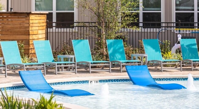 Building Photo - 19770 Clay Rd