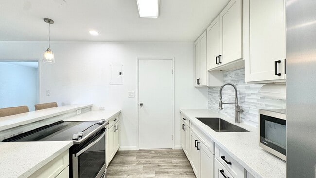 98-801 B Noelani St Apt 83