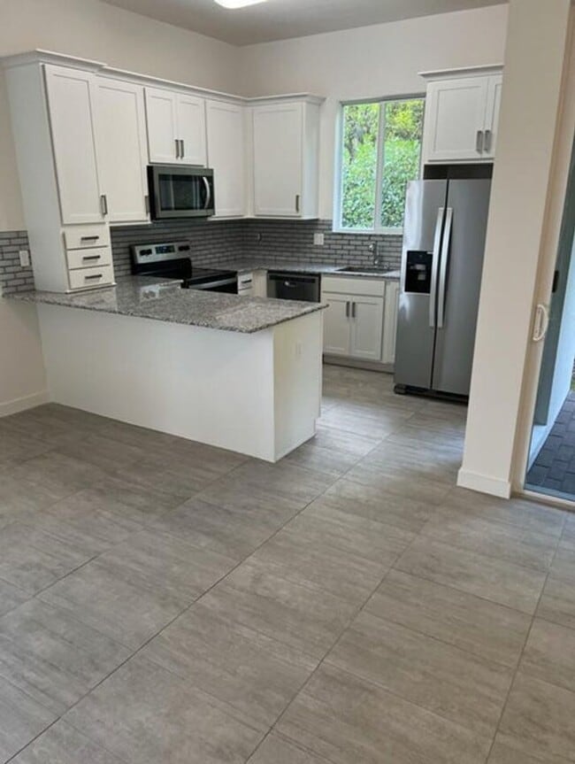 Building Photo - 1510 Pioneer Way