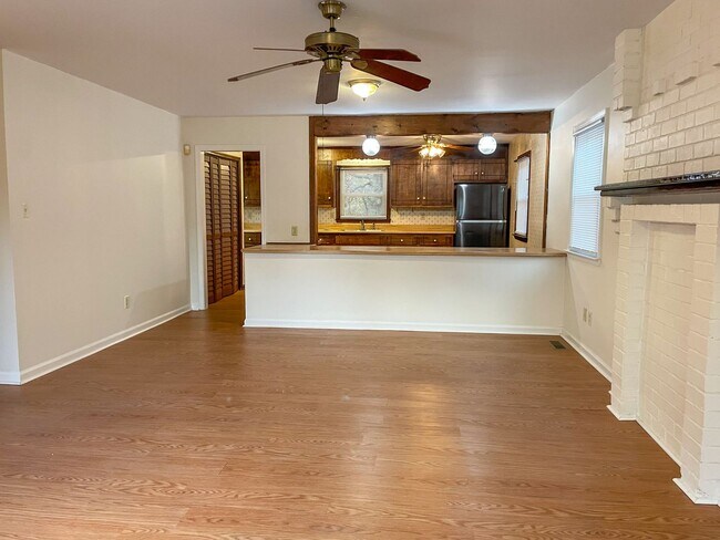 Photo - 238 Bull Run Dr