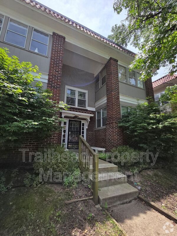 Building Photo - 1807 W 41st St Rental