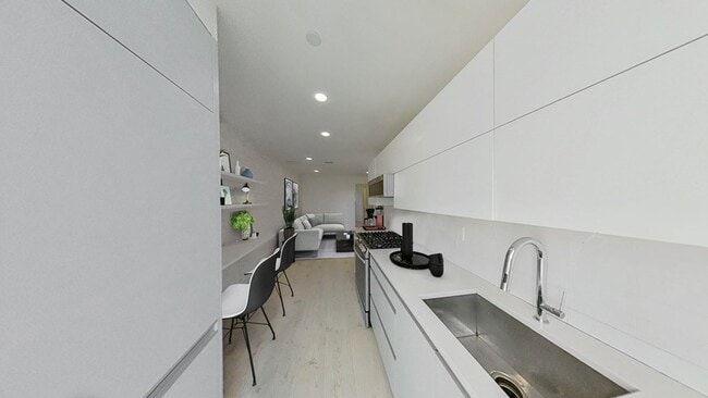 Photo - 2 Worthington St Unit 2