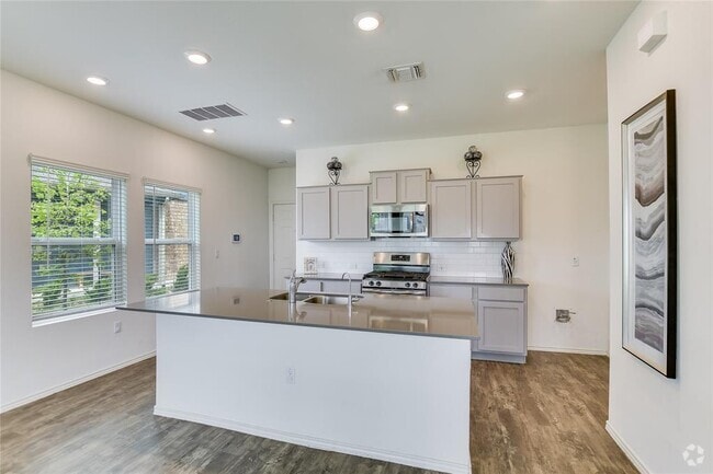 Building Photo - 15205 Spruce Frost Cv Rental