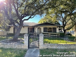 Building Photo - 315 Hillcrest Dr