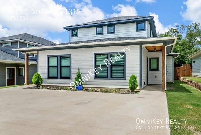 Photo - 1315 S 5th Ave Apartment Unit 1315