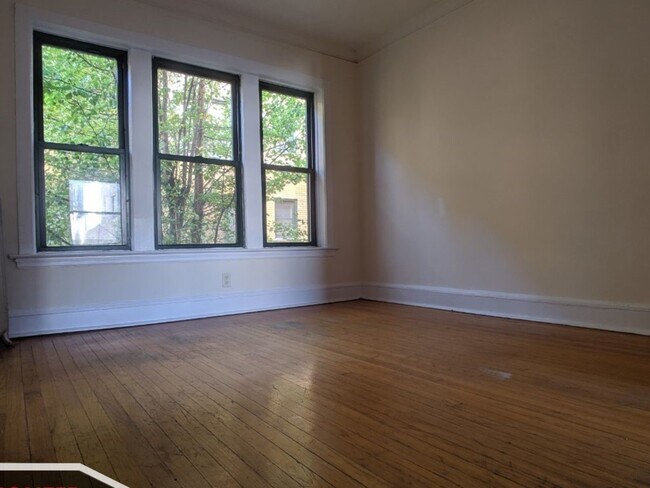 Photo - 2336 N Spaulding Ave Unit 1A