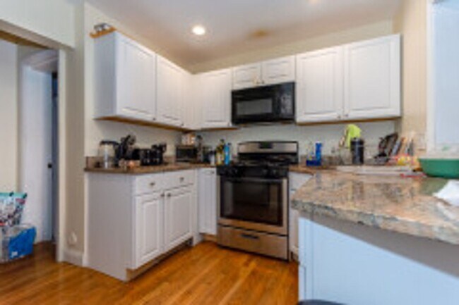 Photo - HOT BROOKLINE LISTING!!!