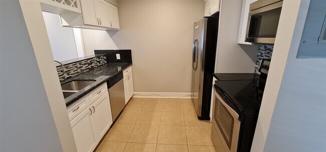 Photo - 3300 Yorktown St Unit 19