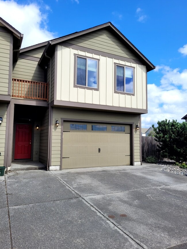 Photo - 13714 NE 64th Circle
