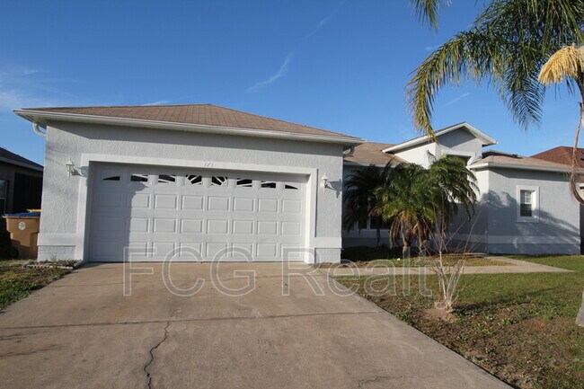 Photo - 373 Aldershot Ct