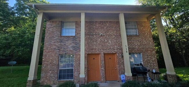 Photo - Available Now! Spacious 2-Bedroom, 1.5-Bat...