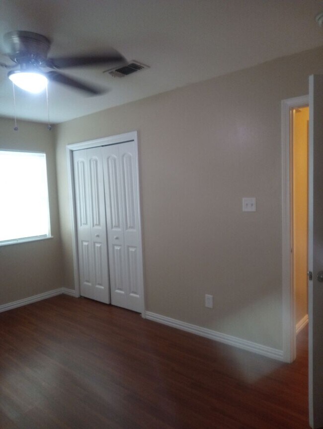 Photo - 3 Bedroom 2 bath house