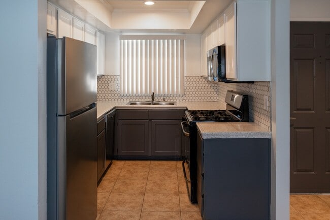 Presidio Park Apartments