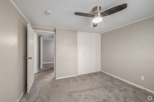 2BR, 1BA - 865SF - Second Bedroom